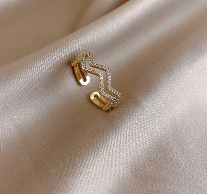 Adjustable Gold Ring| https://shinyjoules.com