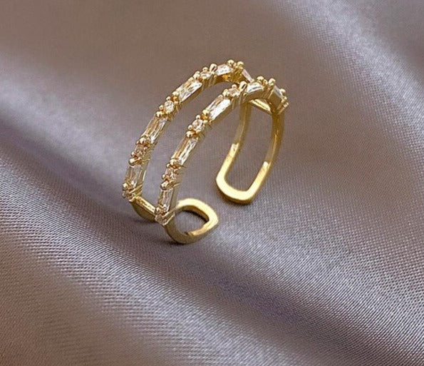 Adjustable Ring| https://shinyjoules.com